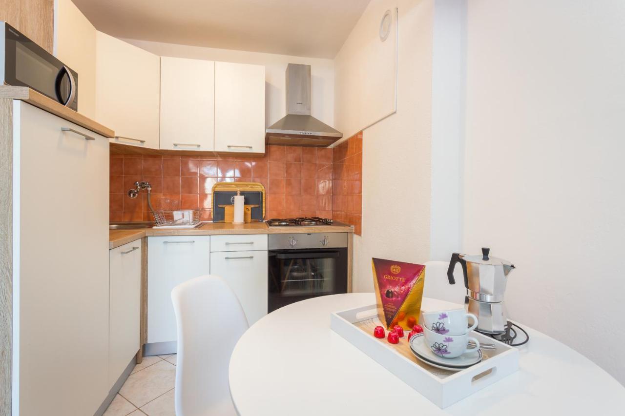 Sunny Apartment Ili Near Amfiteatar Pula Dış mekan fotoğraf