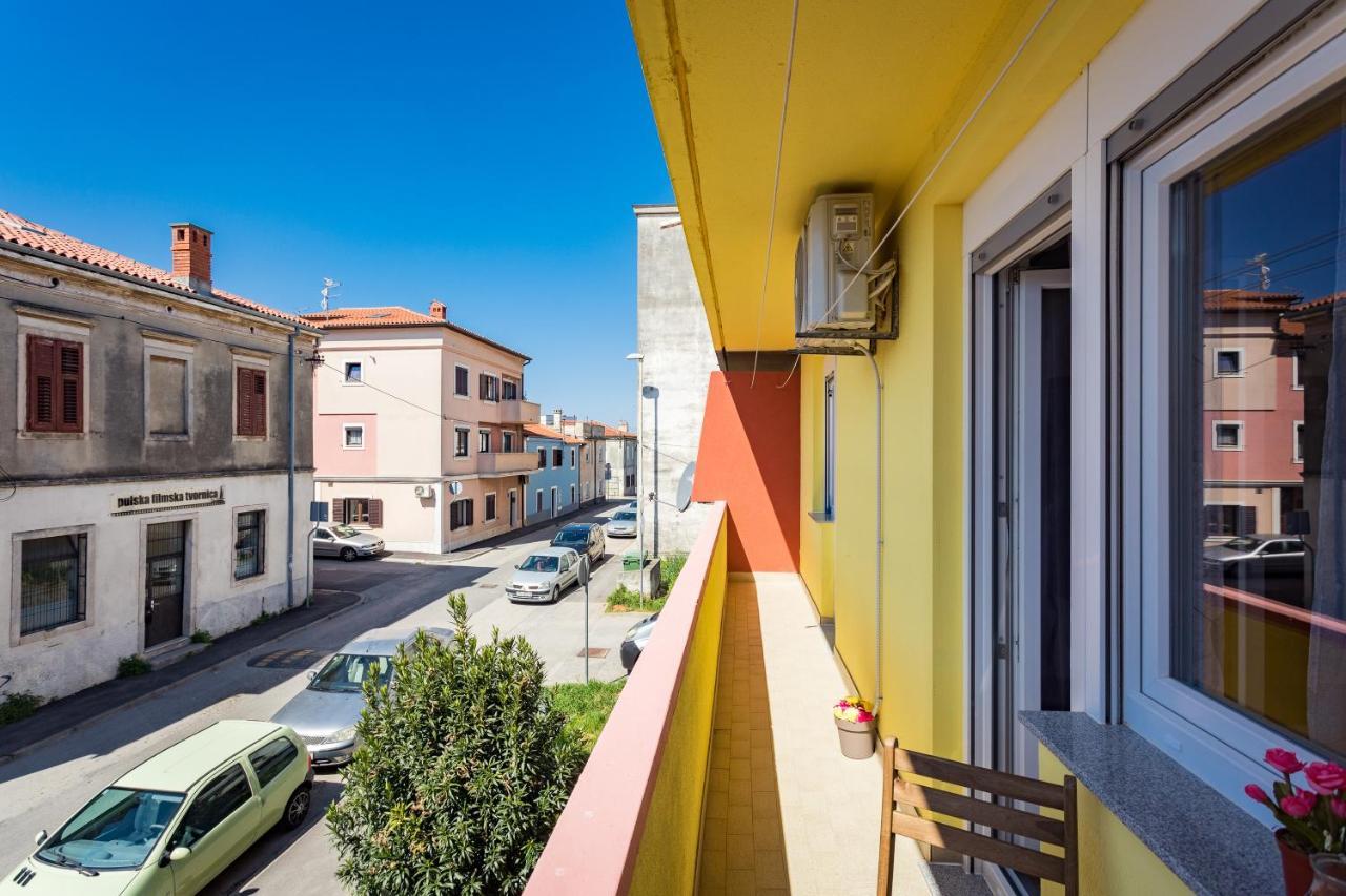 Sunny Apartment Ili Near Amfiteatar Pula Dış mekan fotoğraf